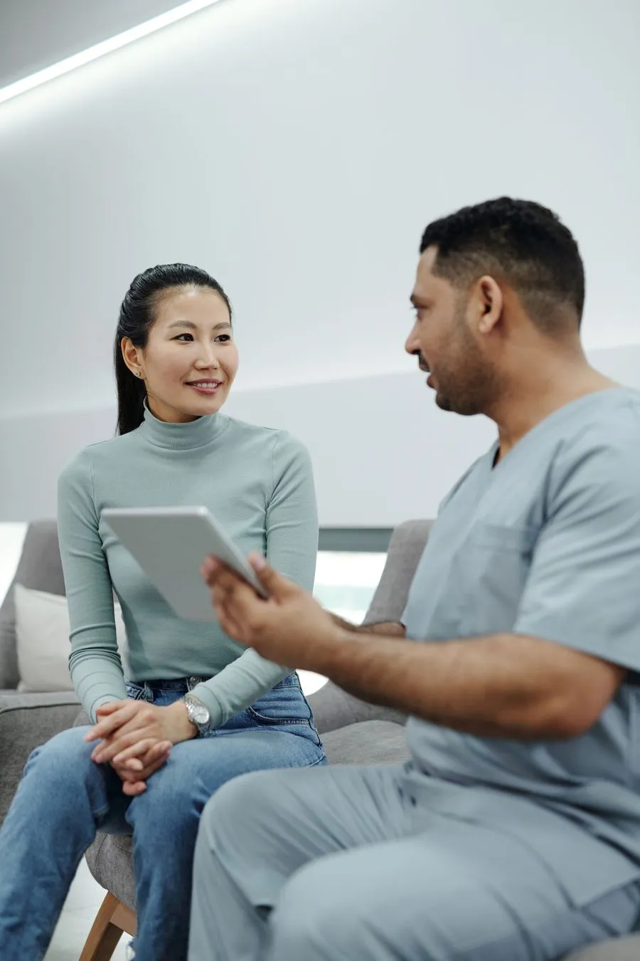 A clinical consultation illustrating healthcare